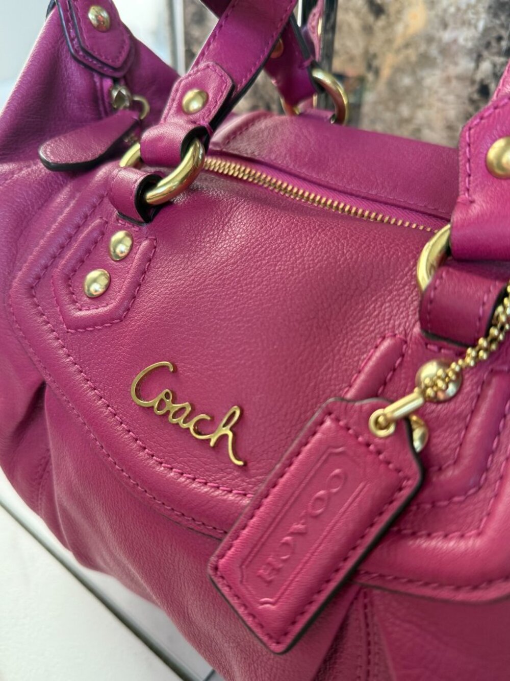 RARE & VINTAGE (2000s) Coach Ashley Leather Satchel in Raspberry - Picture 3 of 14